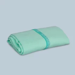 Serviette Microfibre Vert Menthe Ultra Légère Taille XL 110 X 175 Cm -Aquasport Soldes serviette microfibre vert menthe ultra legere taille xl 110 x 175 cm 3